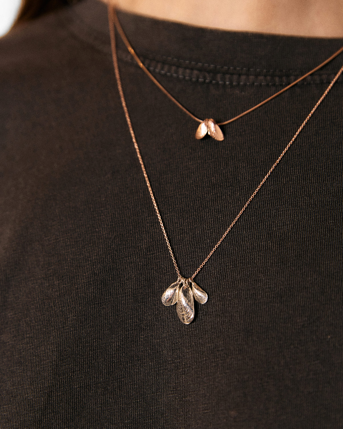 Cinq Moules necklace