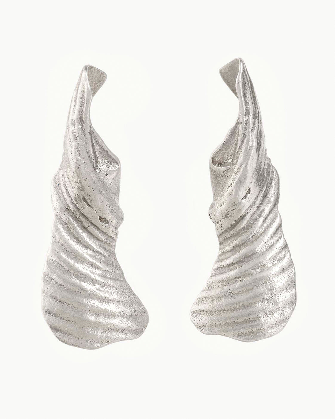 Tide Shell earrings
