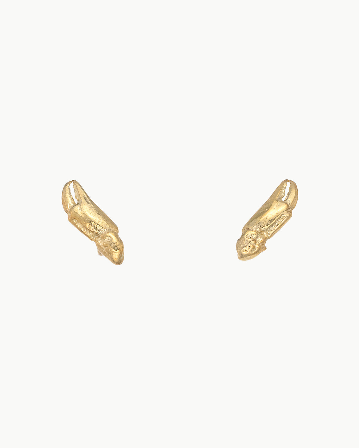 Crab Claw stud earrings medium