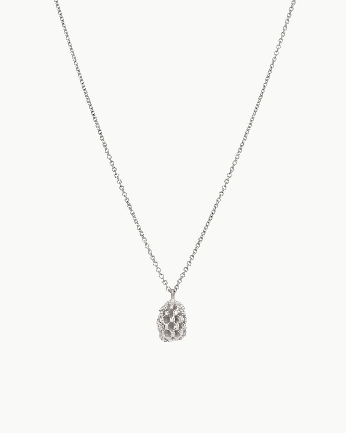 Pine Nut in solid gold